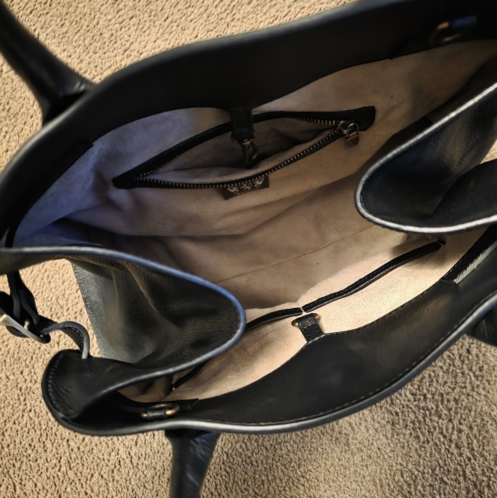 Elegant Black Pratesi GRAN MARGOT Leather Handbag - Picture 2 of 9